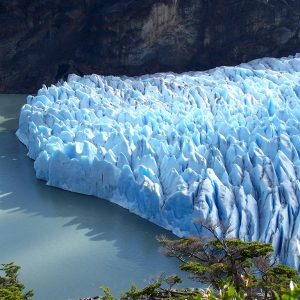 Inversiones de Codelco y Anglo American amenazadas por proyecto de ley de glaciares