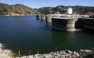 Juan Pablo Orrego: Hidroeléctricas y embalses de relaves son un riesgo para la gente