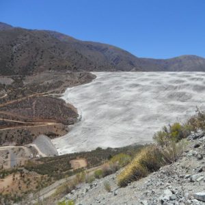 Minera los Pelambres debe presentar plan para reponer aguas