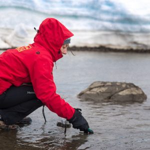 Estudian los niveles de mercurio en lagos y lagunas de la Antártica