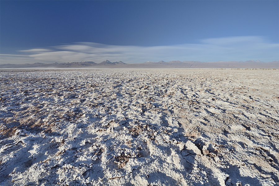 Mineras Zaldívar y Escondida analizan homologar modelos para permisos de extracción de agua en el Salar de Atacama