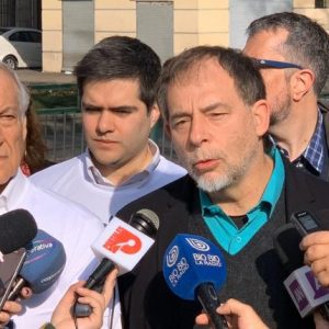 Girardi pide al Ejecutivo coherencia en el manejo del agua