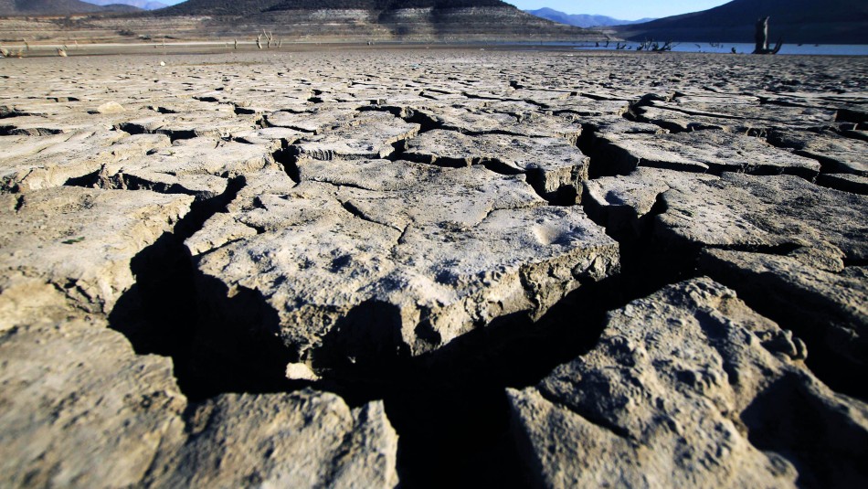 Balance sobre la sequía en Chile: «Vamos a tener menos agua y más temperatura»